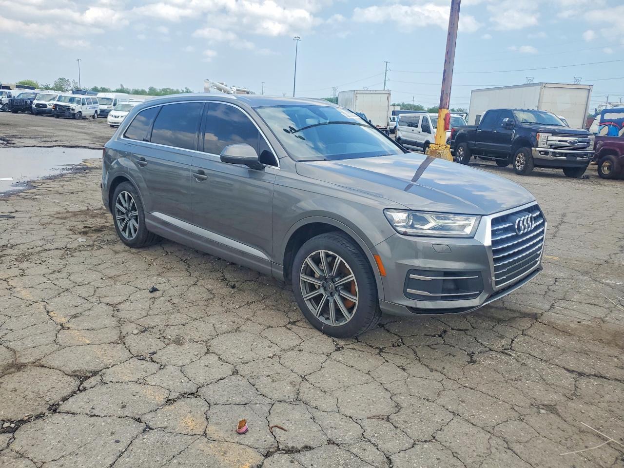 2017 Audi Q7 Premium Plus - Фото 4