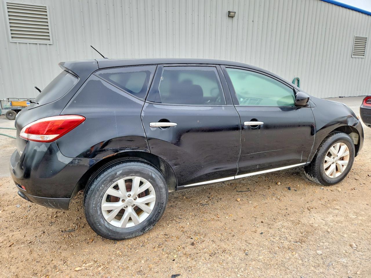2011 Nissan Murano S - Image 3