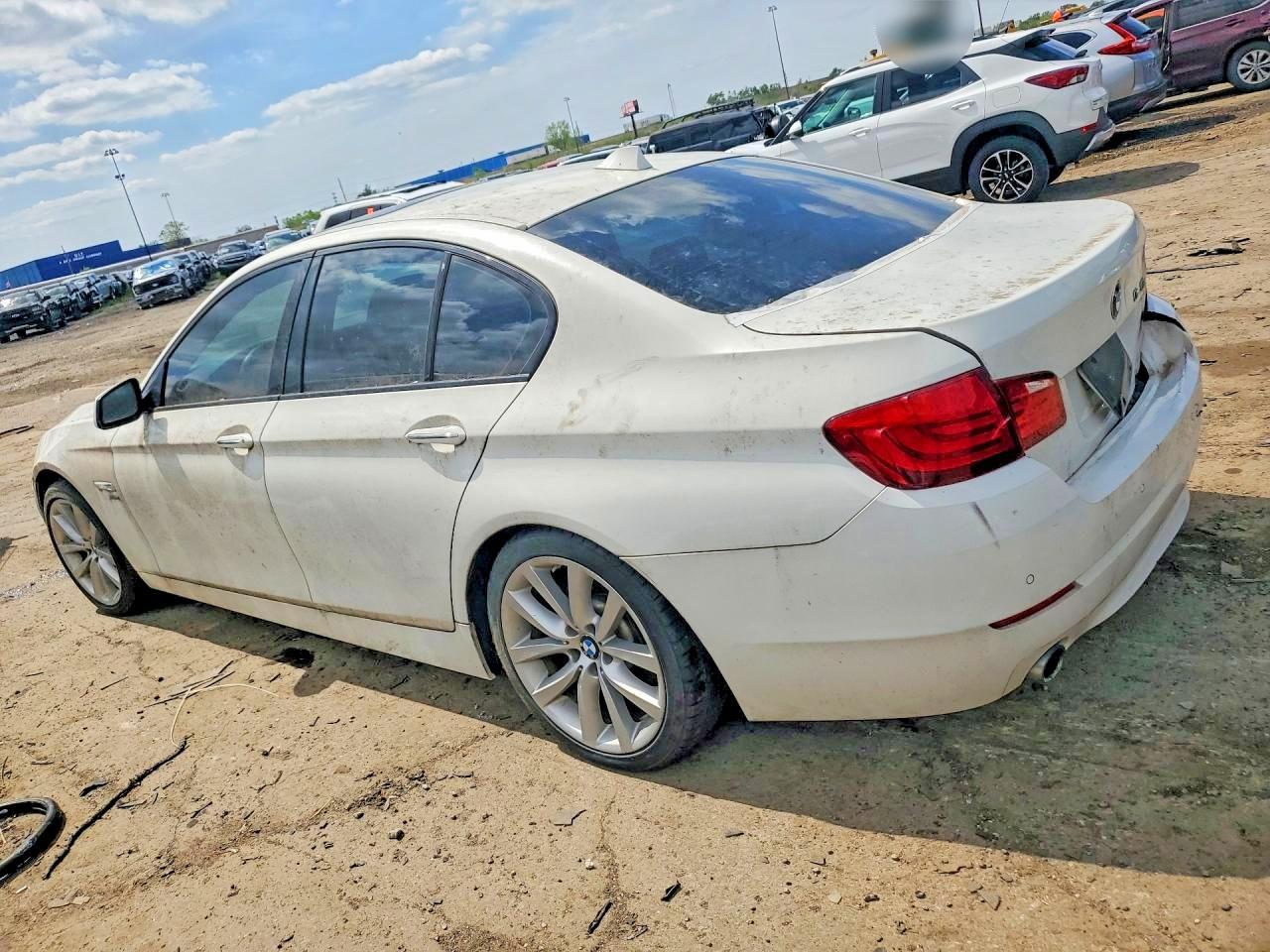 2012 BMW 535 Xi - Image 2