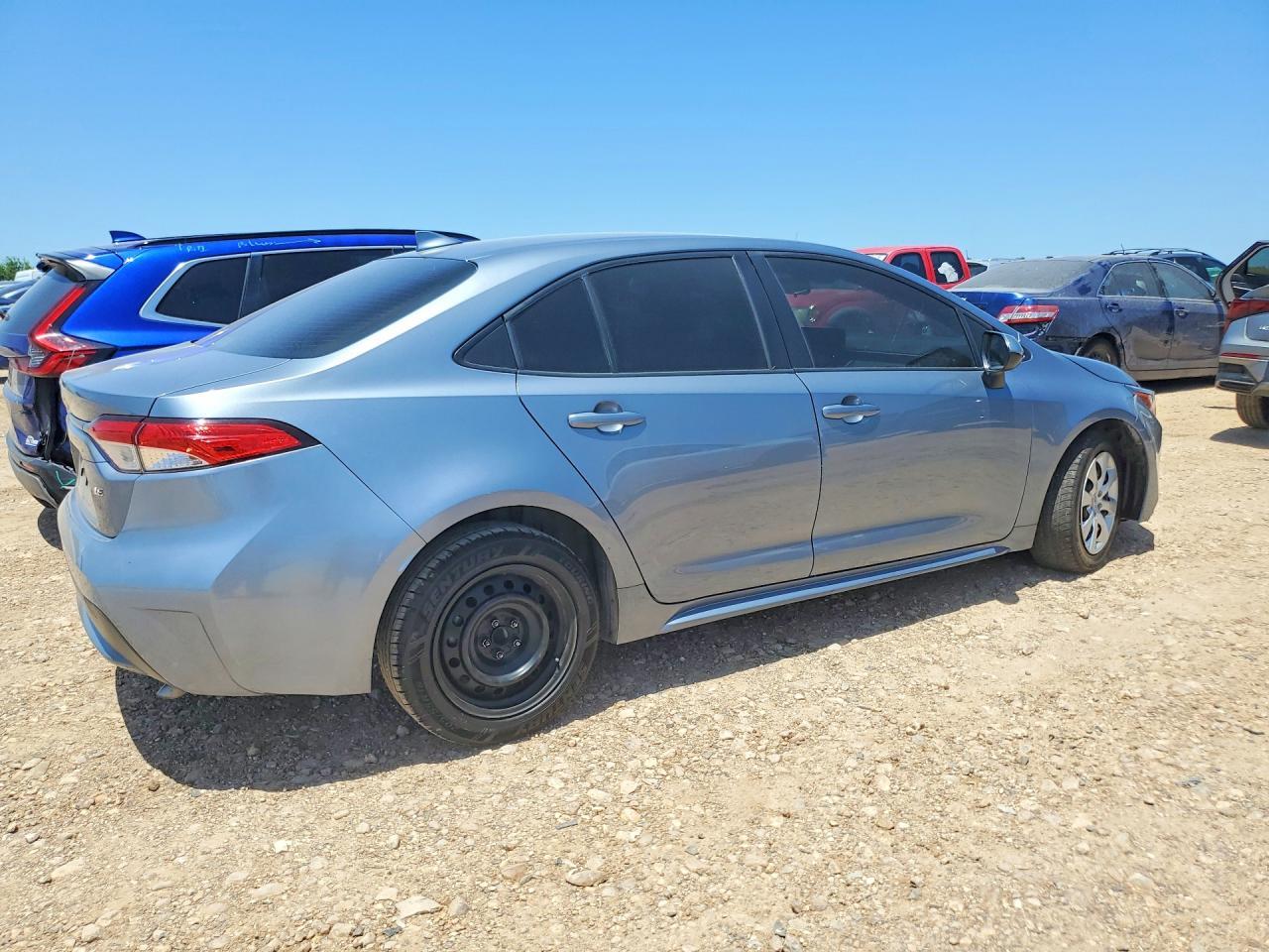 2022 Toyota Corolla Le - Фото 3
