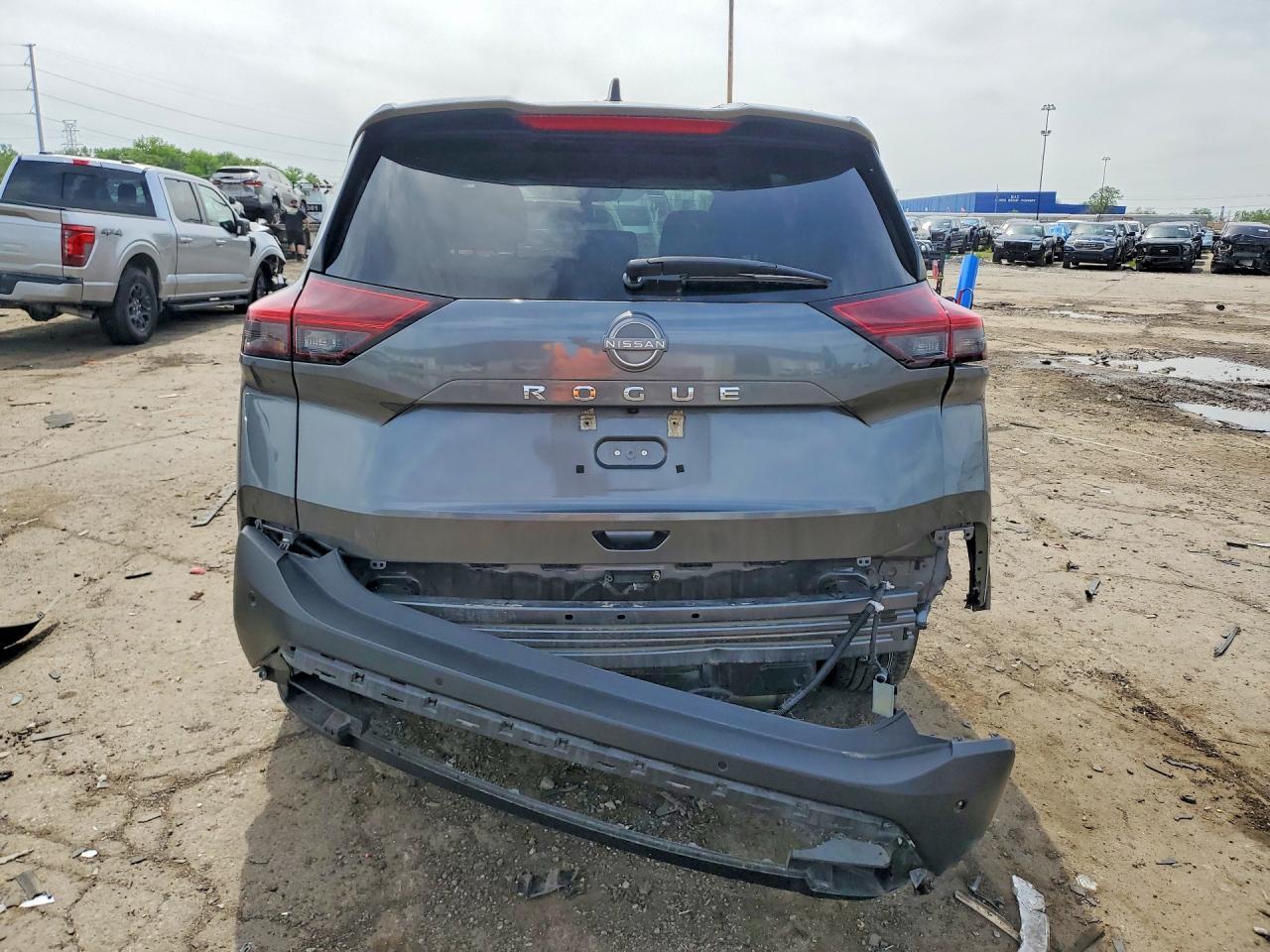 2023 Nissan Rogue S - Фото 6