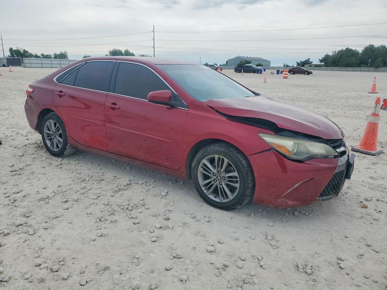2016 Toyota Camry Se - Фото 4