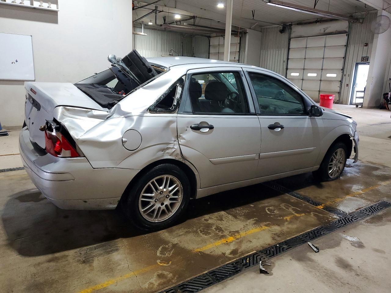 2007 Ford Focus Zx4 - Фото 3