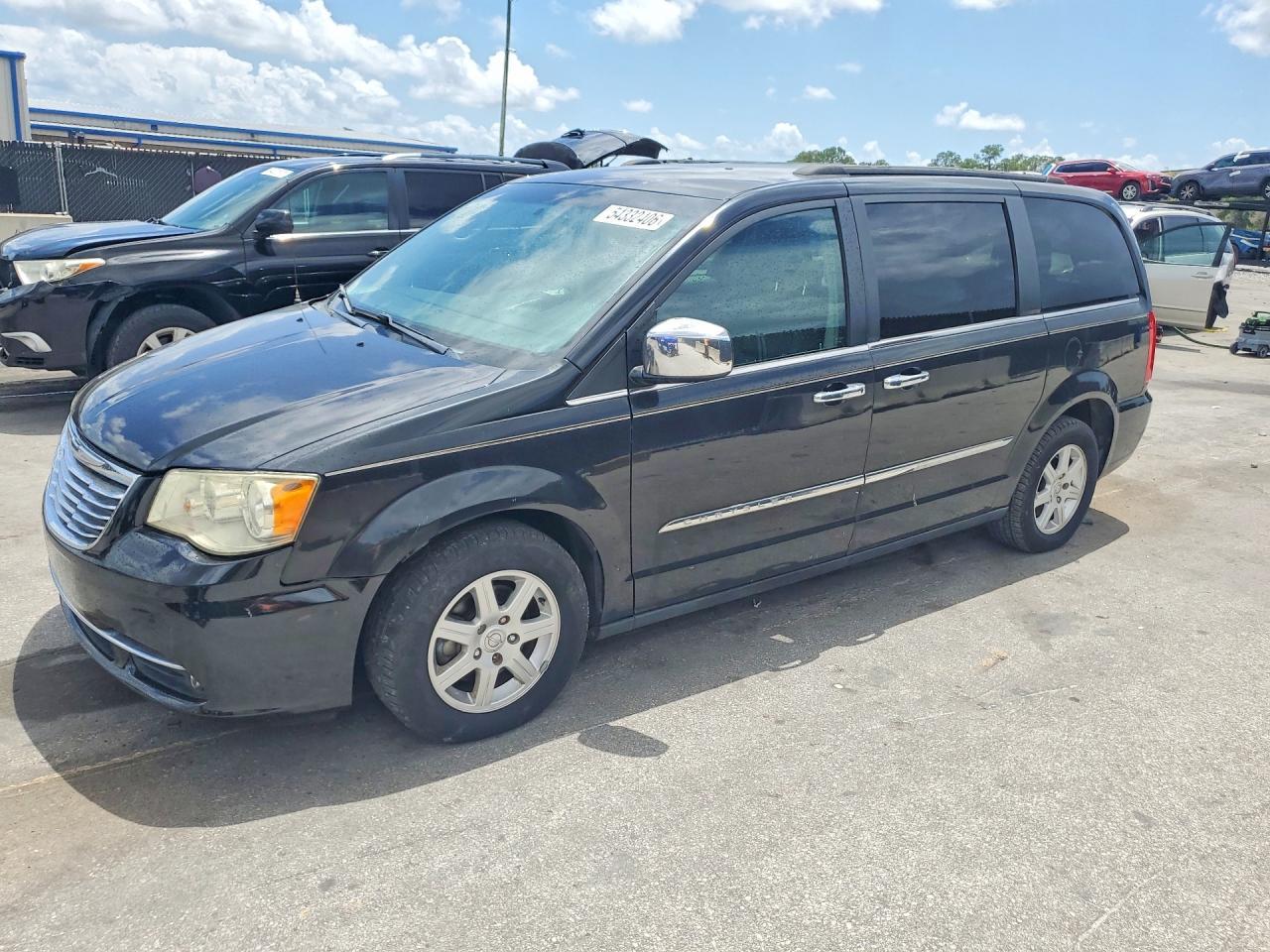 2012 Chrysler Town & Country Touring