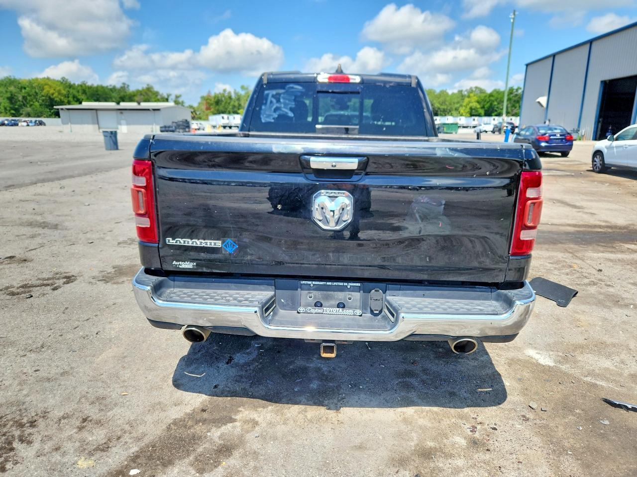 2019 Ram 1500 Laramie - Image 6