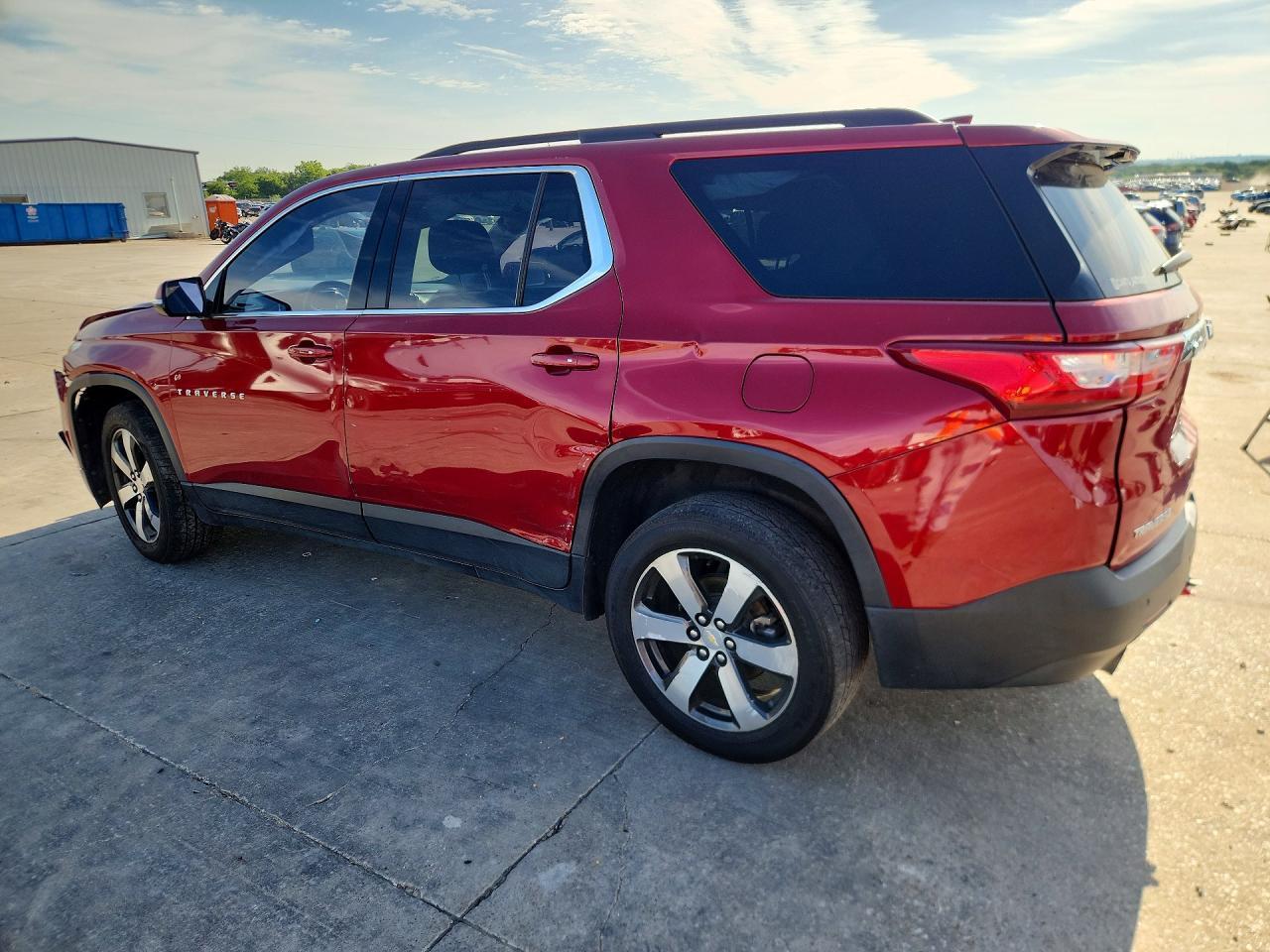 2019 Chevrolet Traverse Lt - Image 2