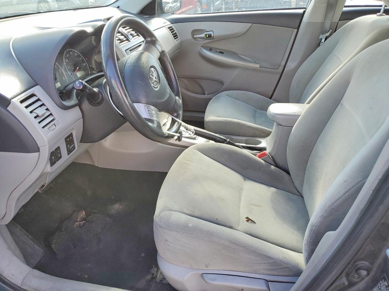 2013 Toyota Corolla Le - Фото 7