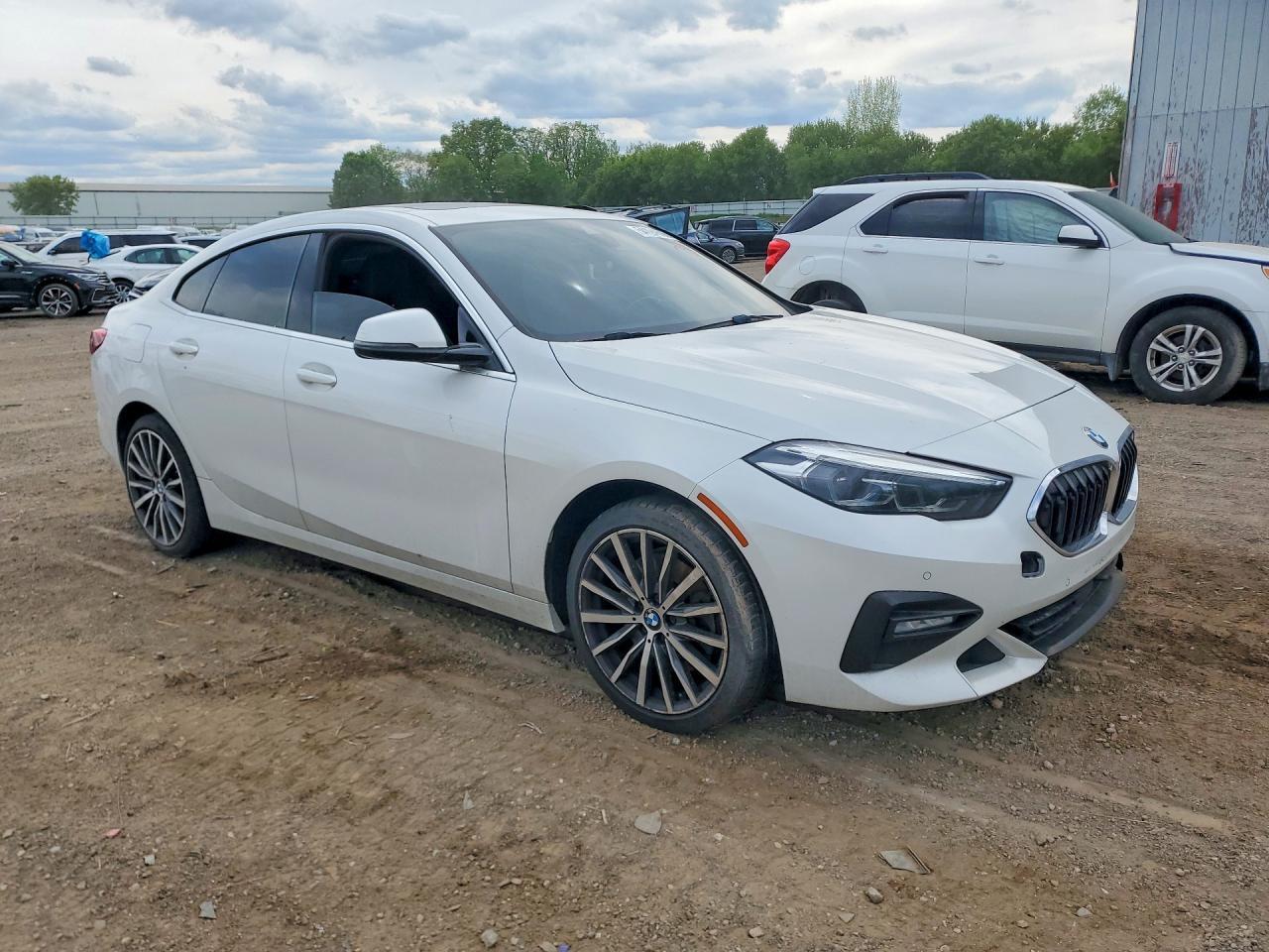 2021 BMW 228Xi - Image 4