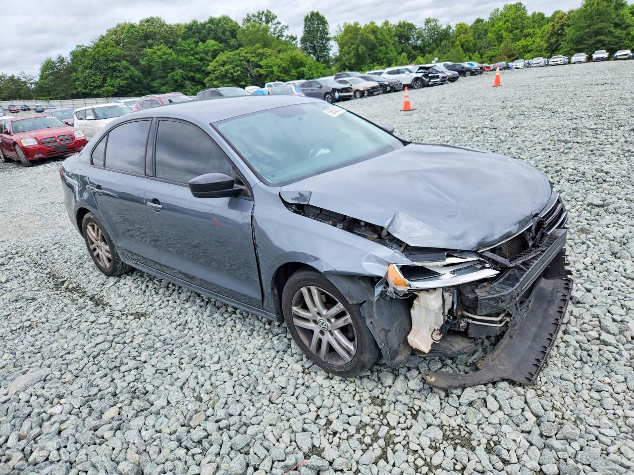 2015 Volkswagen Jetta Base - Image 4