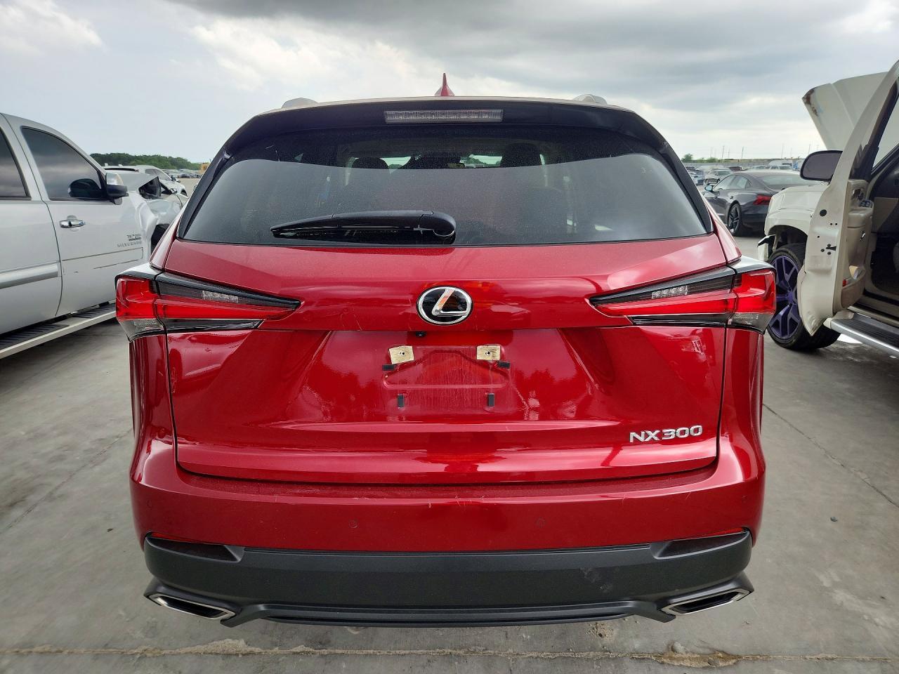 2020 Lexus Nx 300 - Image 6