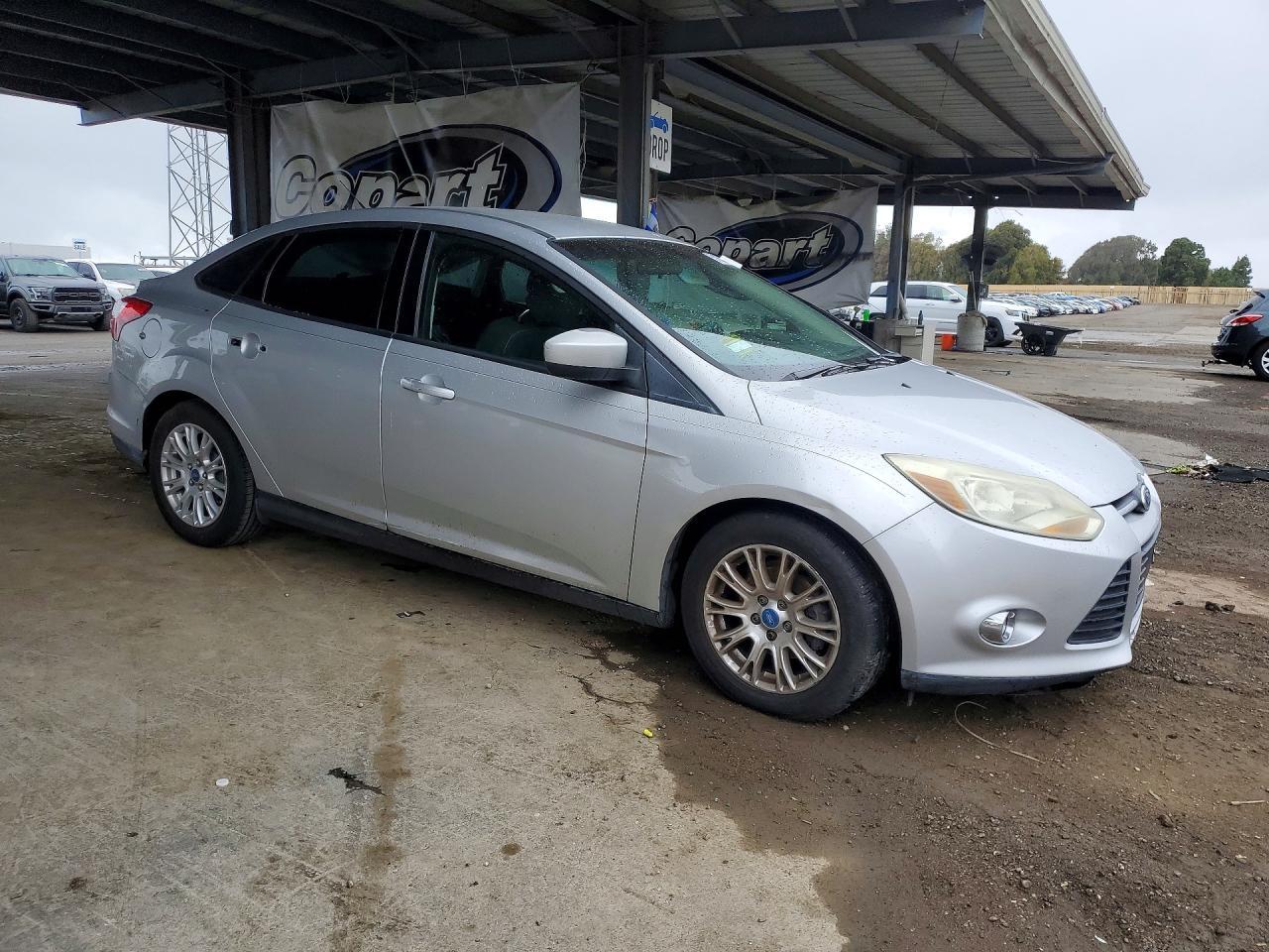 2012 Ford Focus - Image 4