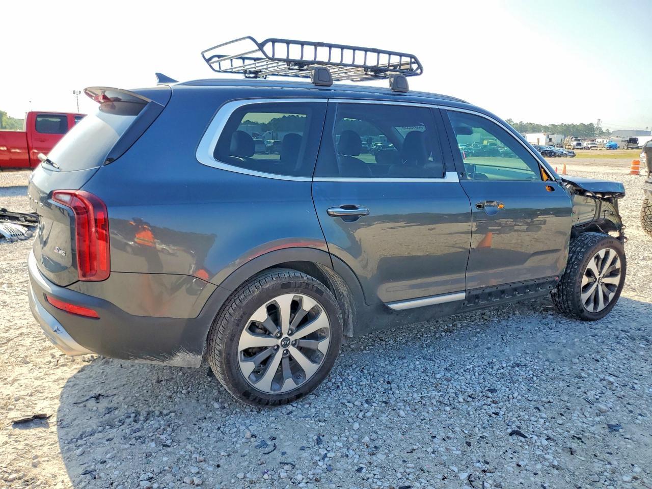 2020 Kia Telluride S - Image 3