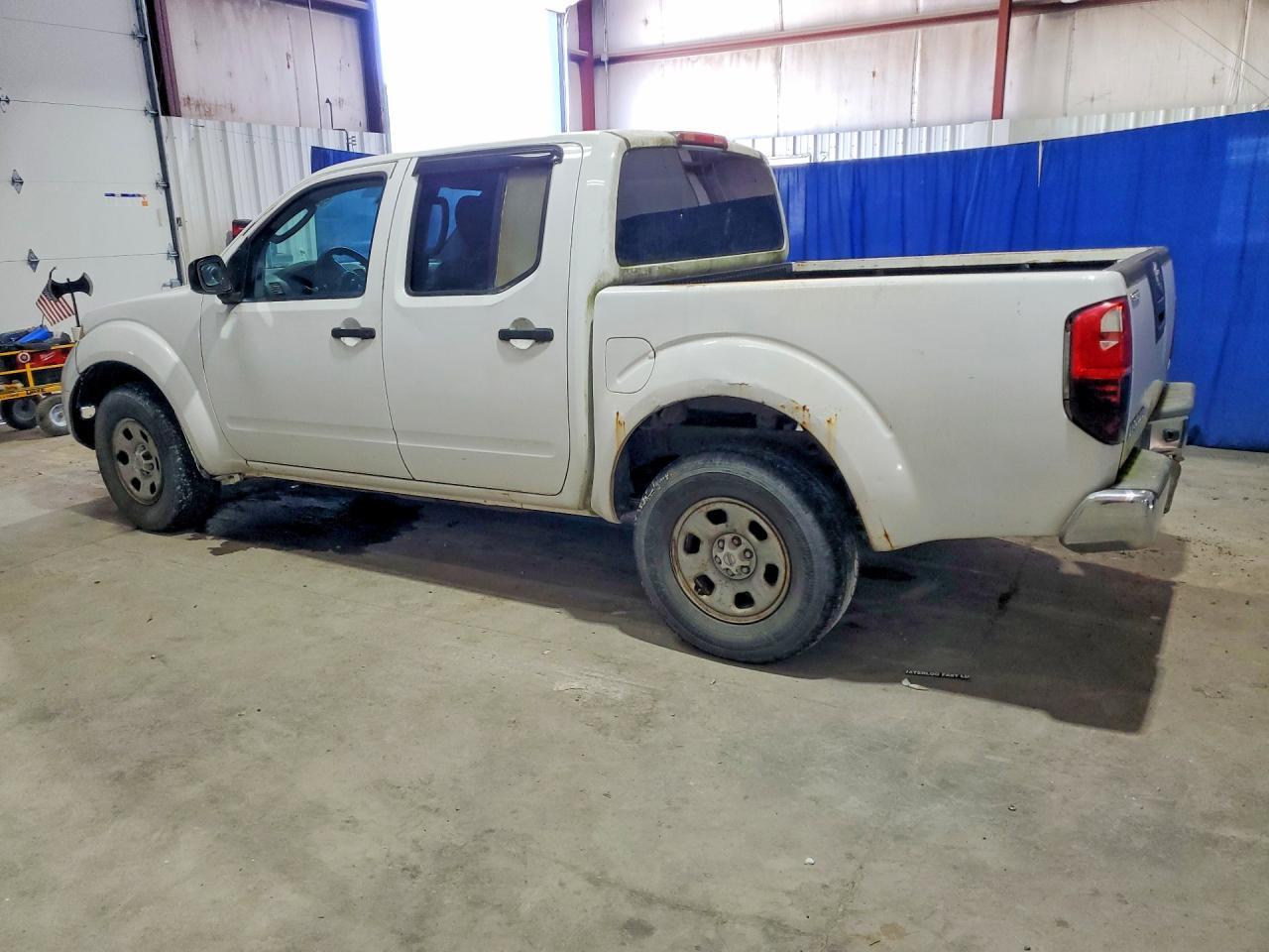 2011 Nissan Frontier S - Фото 2