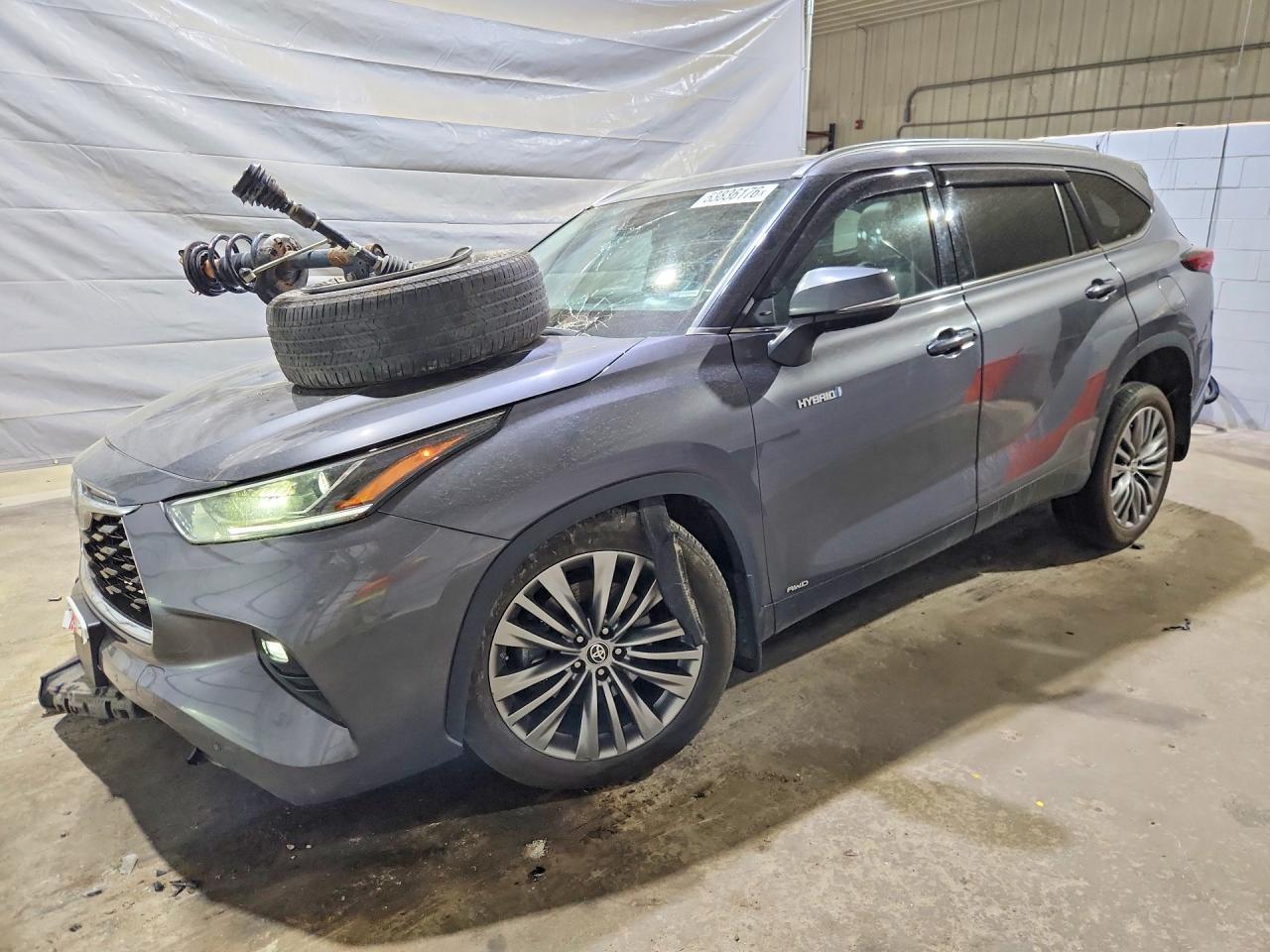 2021 Toyota Highlander Hybrid Platinum