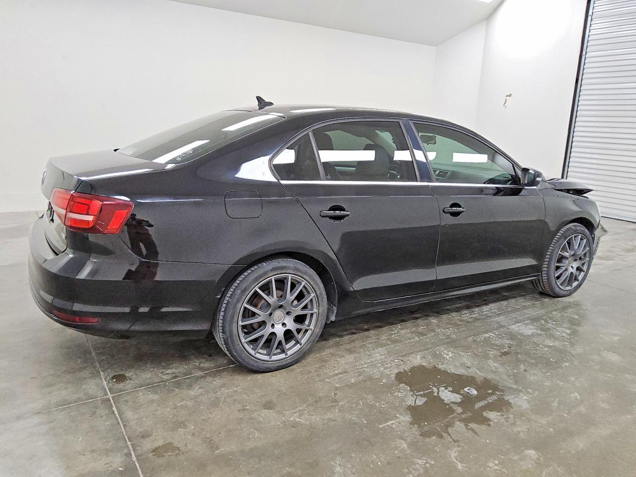2017 Volkswagen Jetta Se - Фото 3