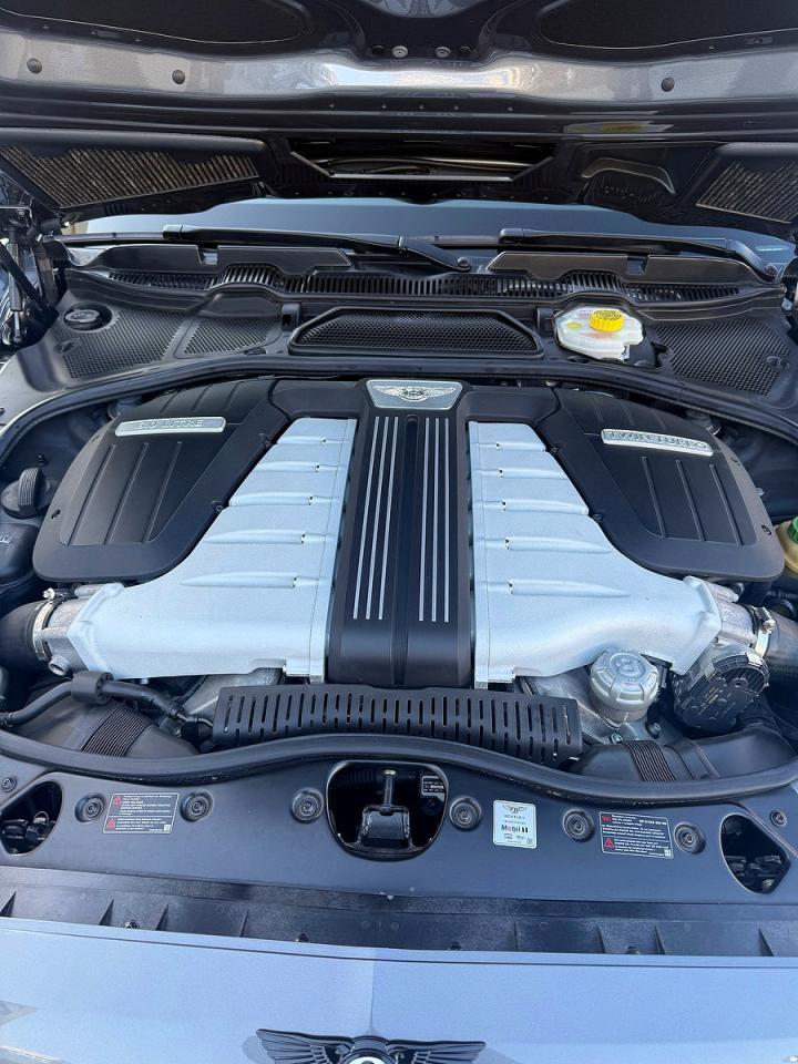 2018 Bentley Flying Spur - Фото 7