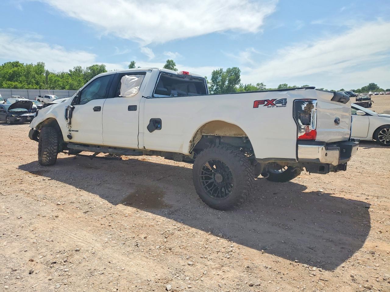 2018 Ford F250 Super Duty - Фото 2