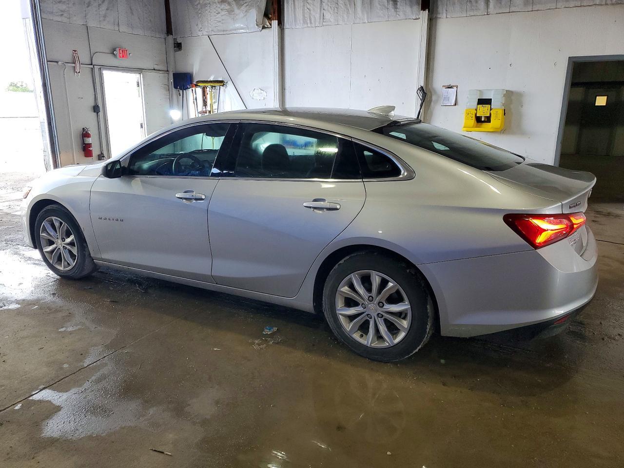 2020 Chevrolet Malibu Lt - Фото 2