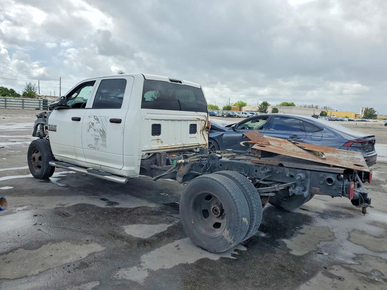 2018 Ram 3500 St - Фото 2