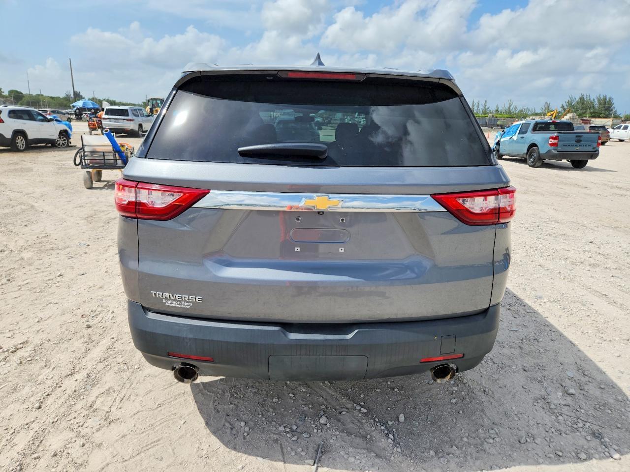 2019 Chevrolet Traverse Ls - Image 6