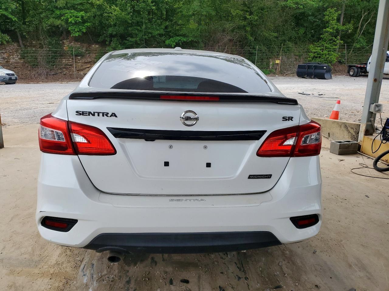 2018 Nissan Sentra Sr - Image 6