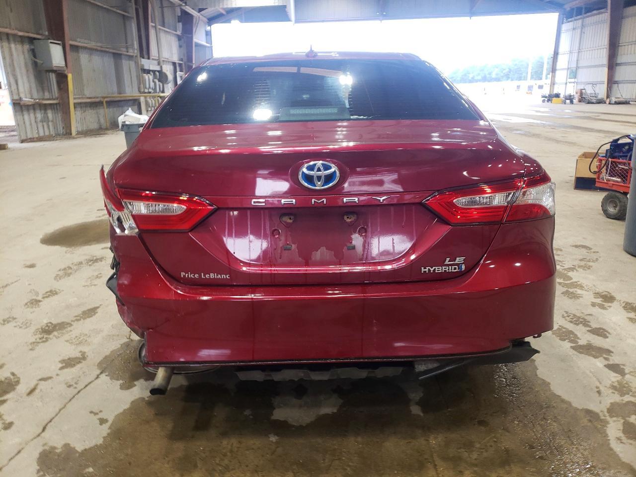 2020 Toyota Camry Le - Image 6