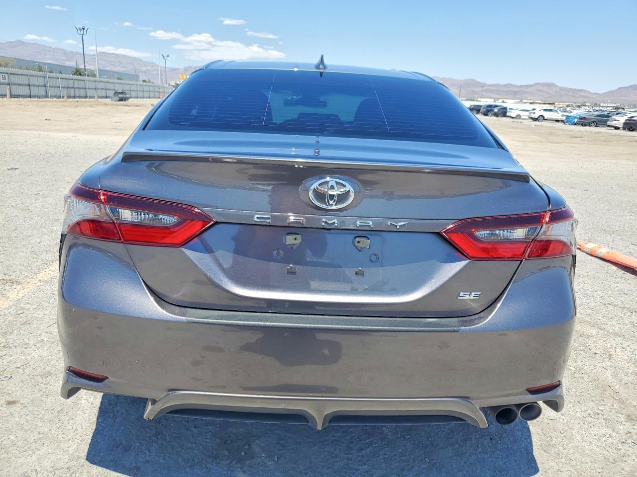 2024 Toyota Camry Se - Фото 6