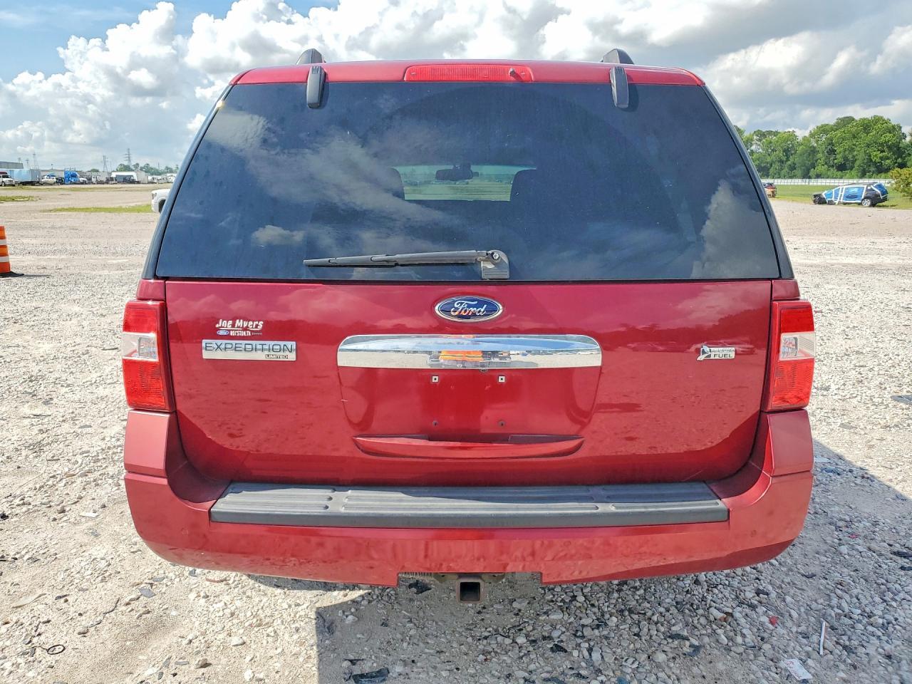 2014 Ford Expedition Limited - Image 6