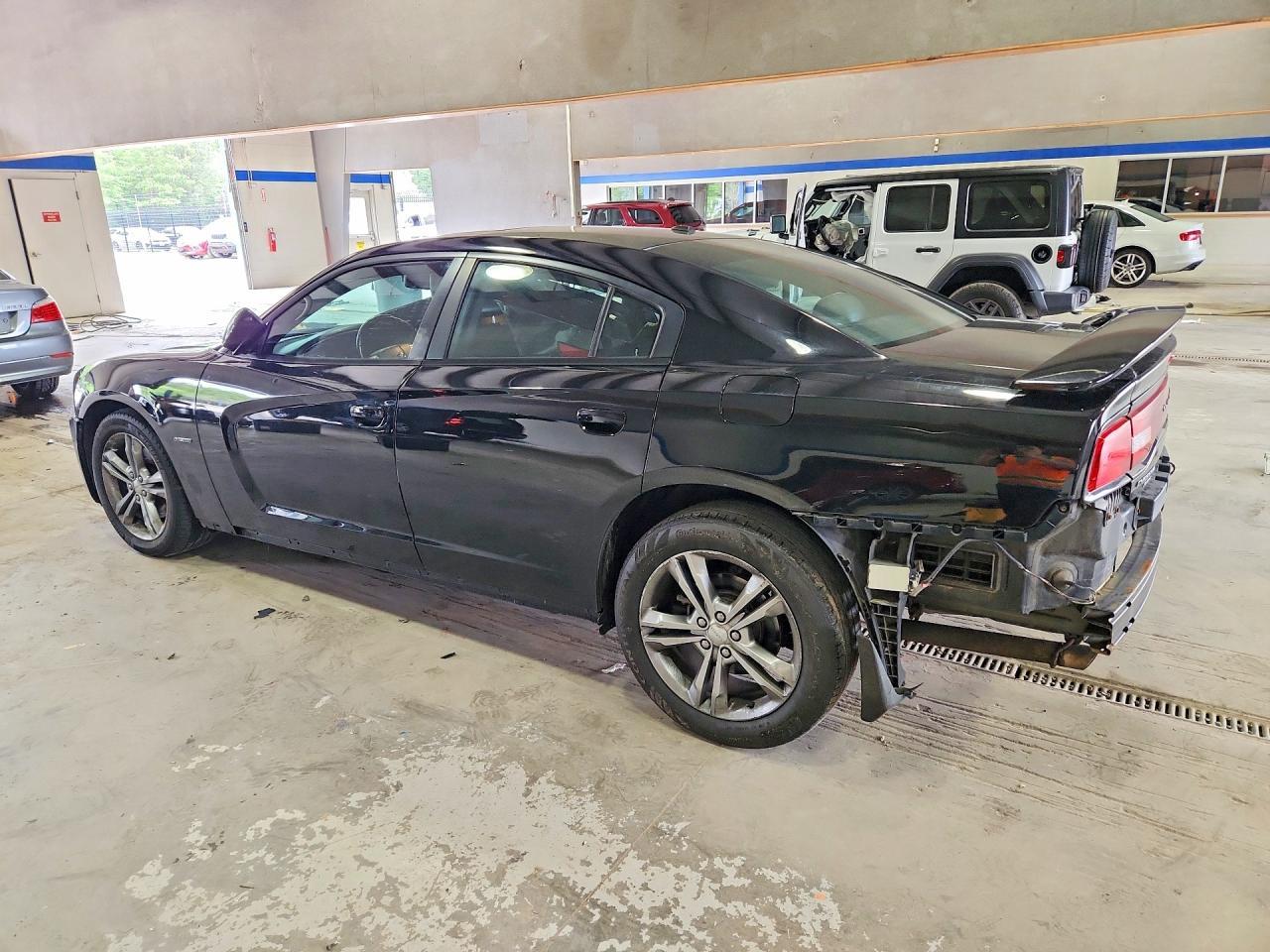 2014 Dodge Charger R - Фото 2