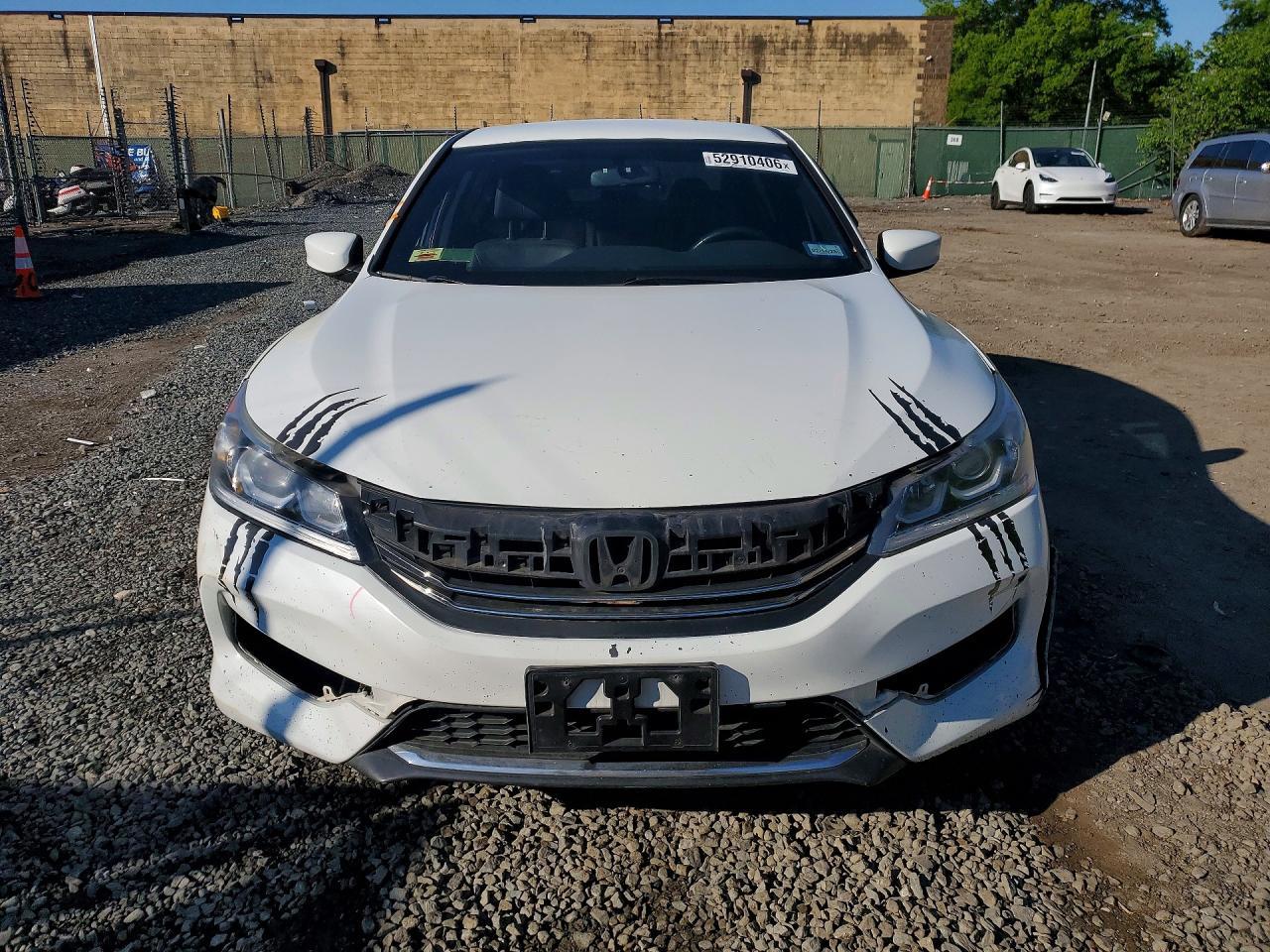 2017 Honda Accord Sport Special Edition - Image 5