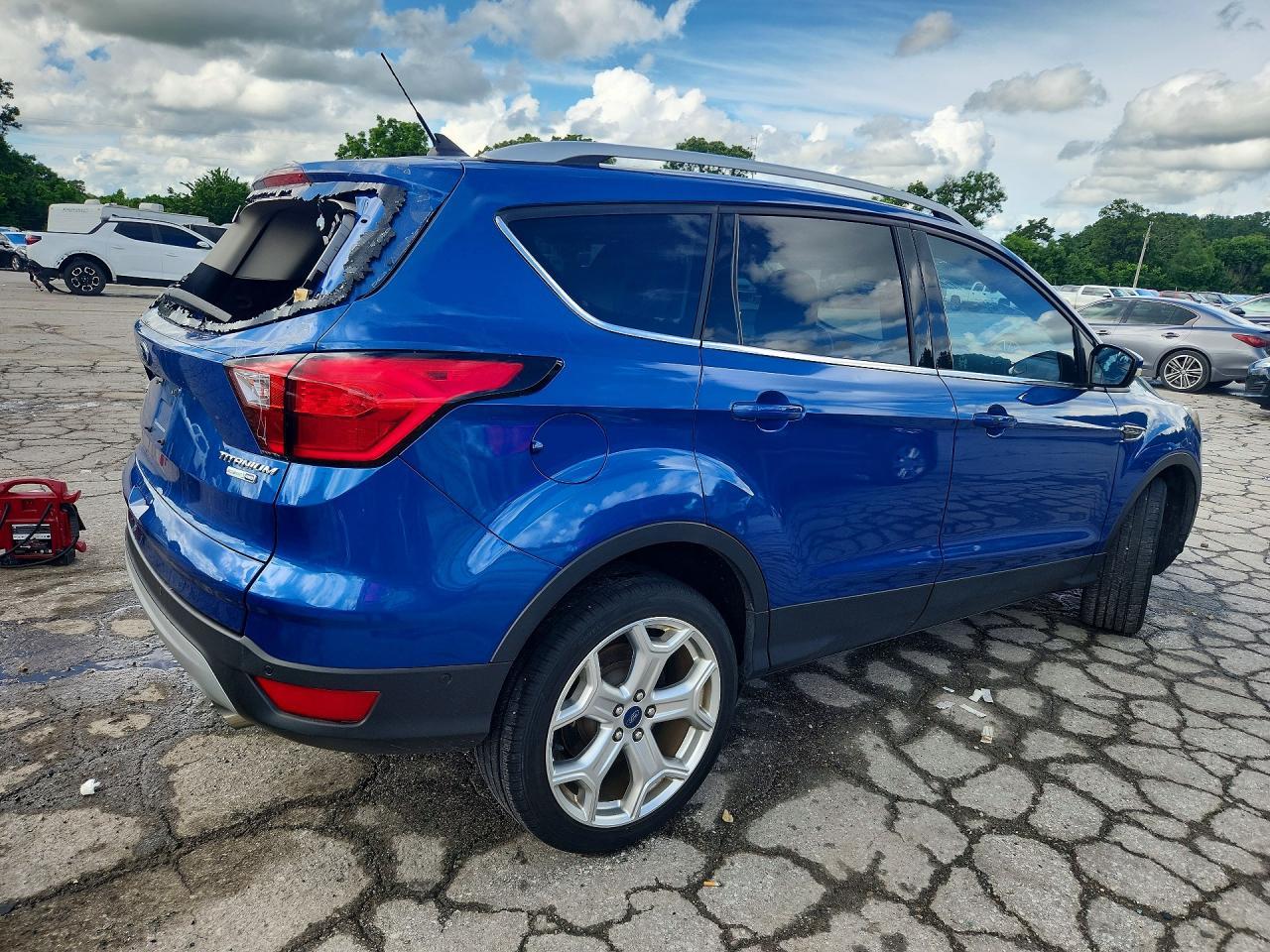 2019 Ford Escape Titanium - Фото 3
