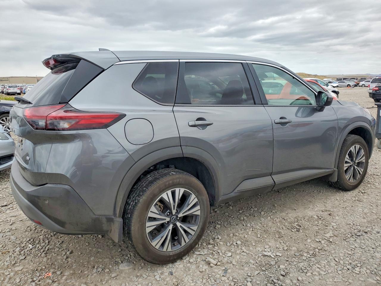 2023 Nissan Rogue Sv - Фото 3