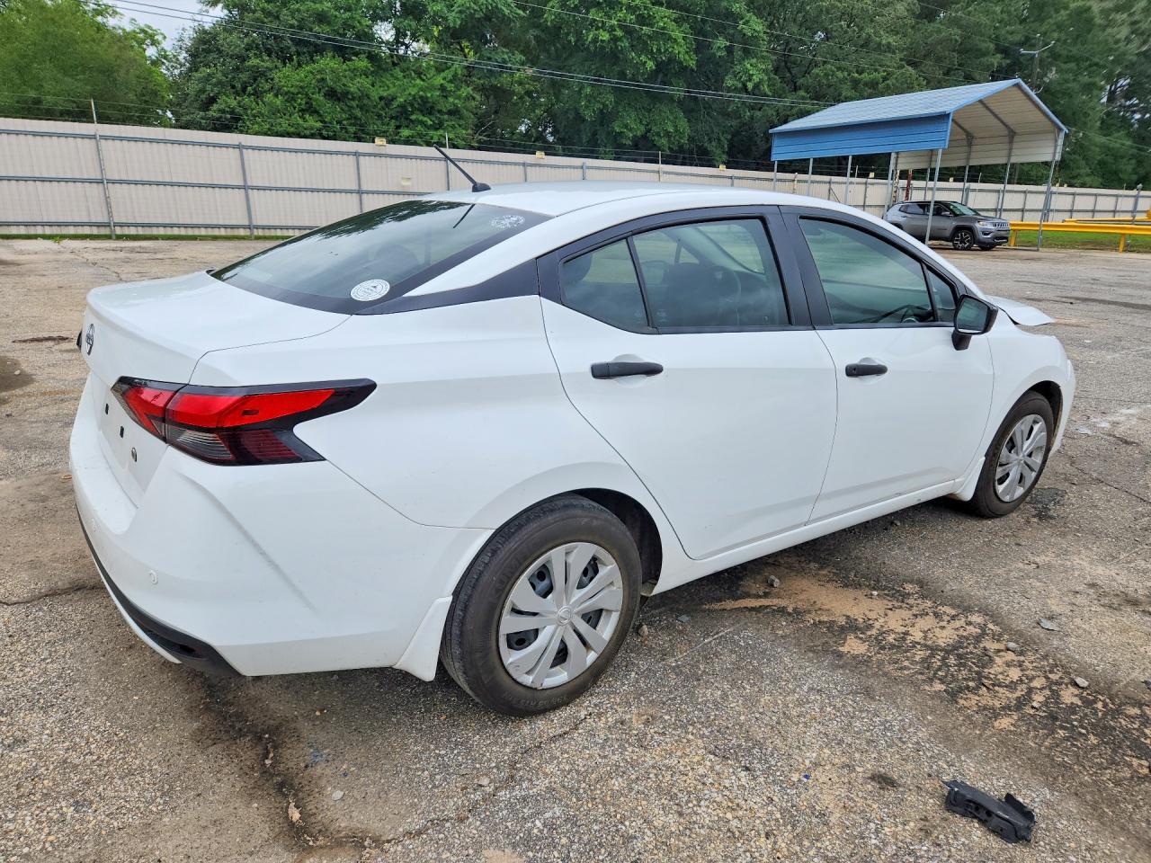 2025 Nissan Versa S - Image 3