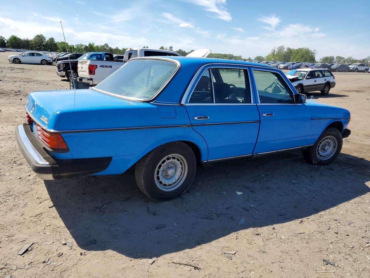 1982 Mercedes-Benz 240 D - Фото 3