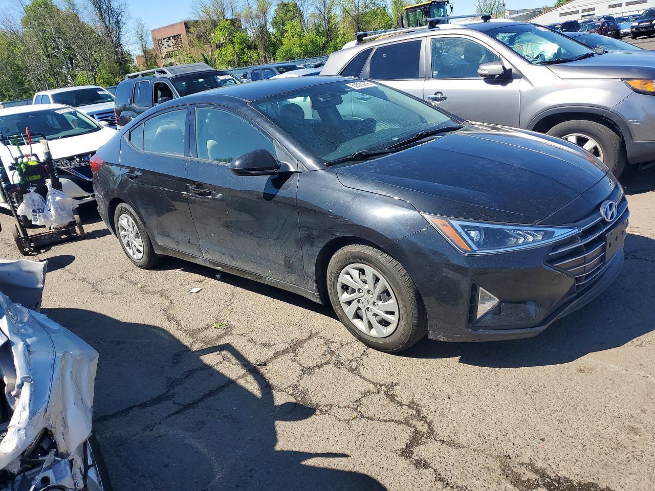 2019 Hyundai Elantra Se - Фото 4