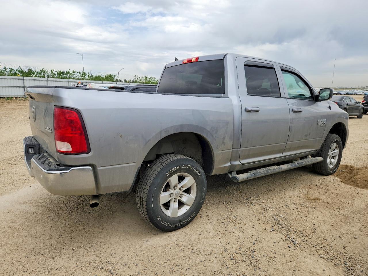 2022 Ram 1500 Slt - Фото 3
