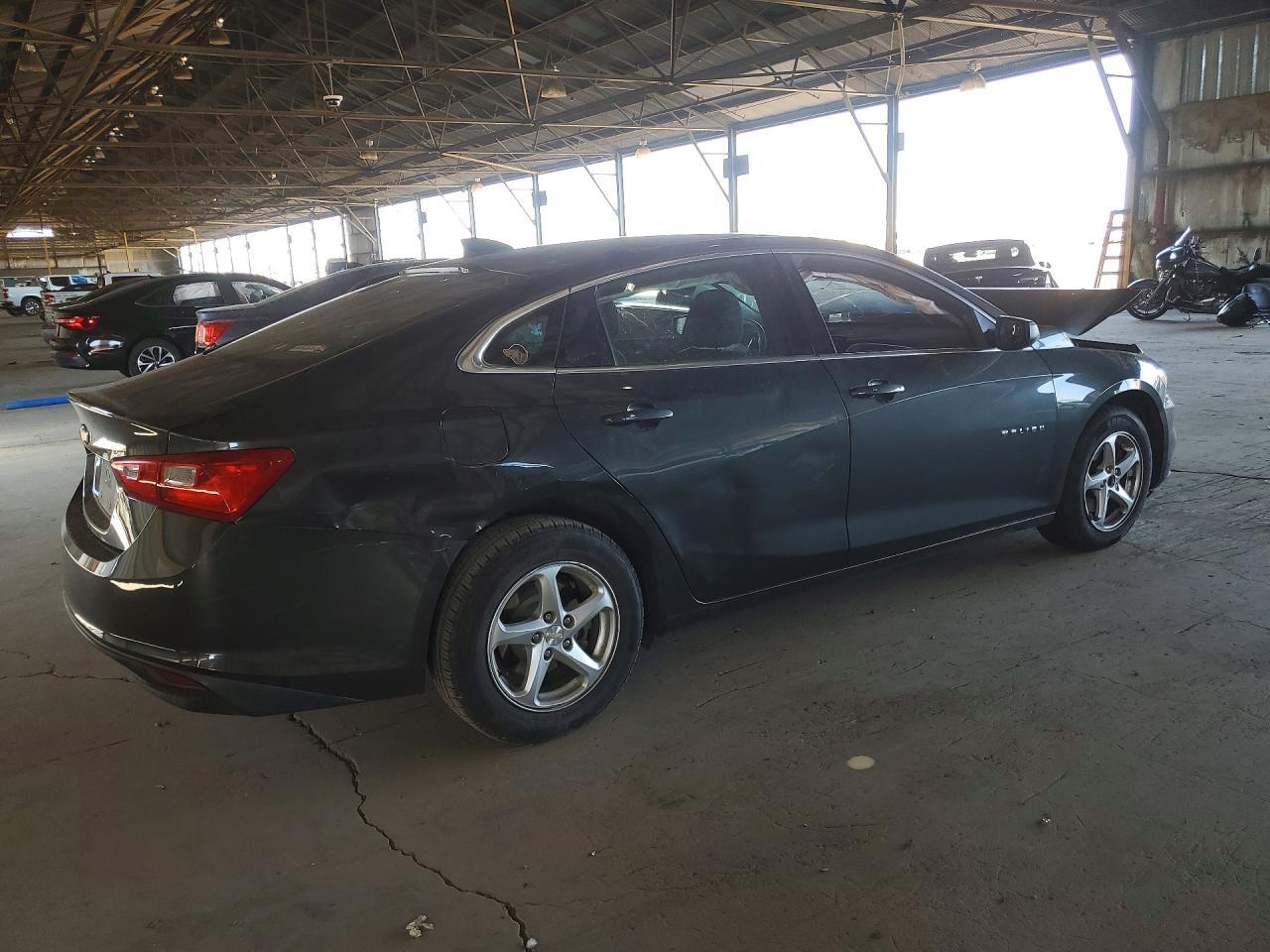2018 Chevrolet Malibu Ls - Фото 3