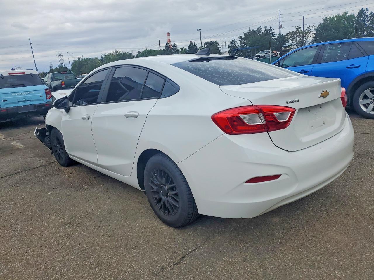 2016 Chevrolet Cruze L Manual - Image 2