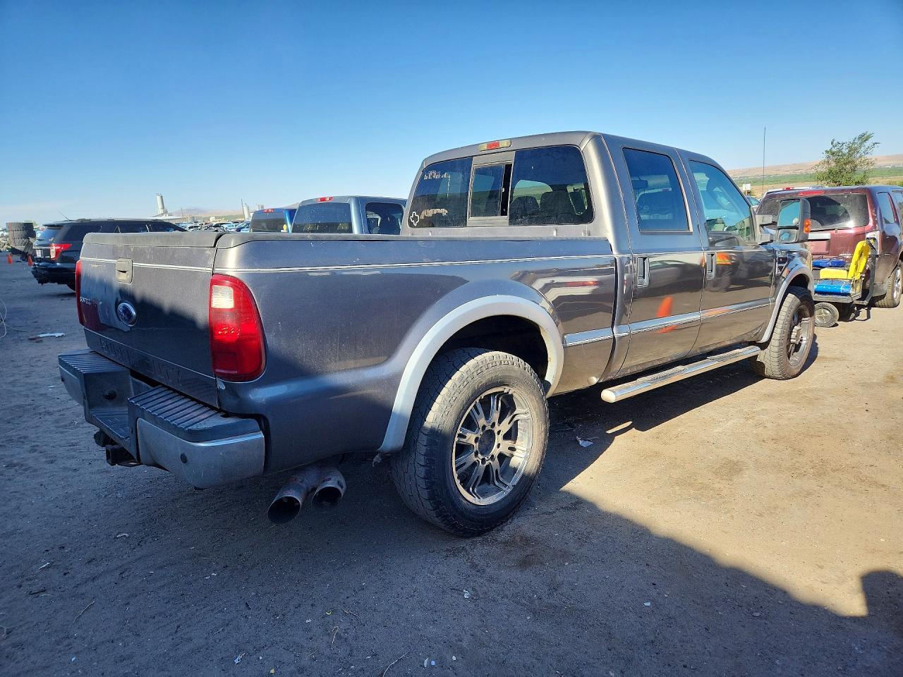 2010 Ford F250 Super Duty - Image 3