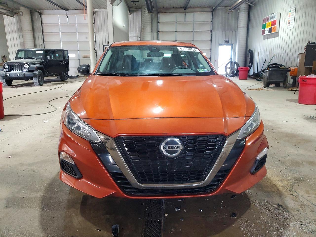 2021 Nissan Altima Sr - Фото 5