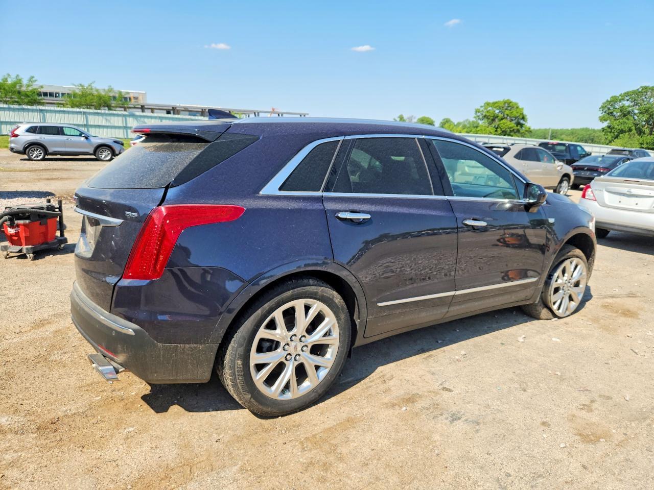 2017 Cadillac Xt5 Luxury - Фото 3