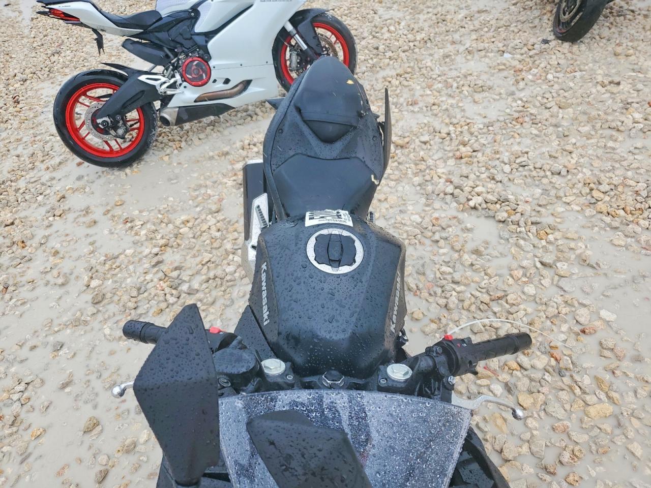 2026 Kawasaki Ex500 H - Image 5