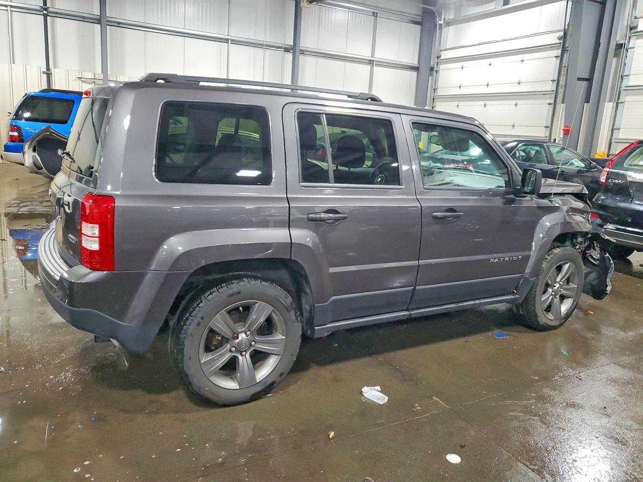 2015 Jeep Patriot Latitude - Фото 3