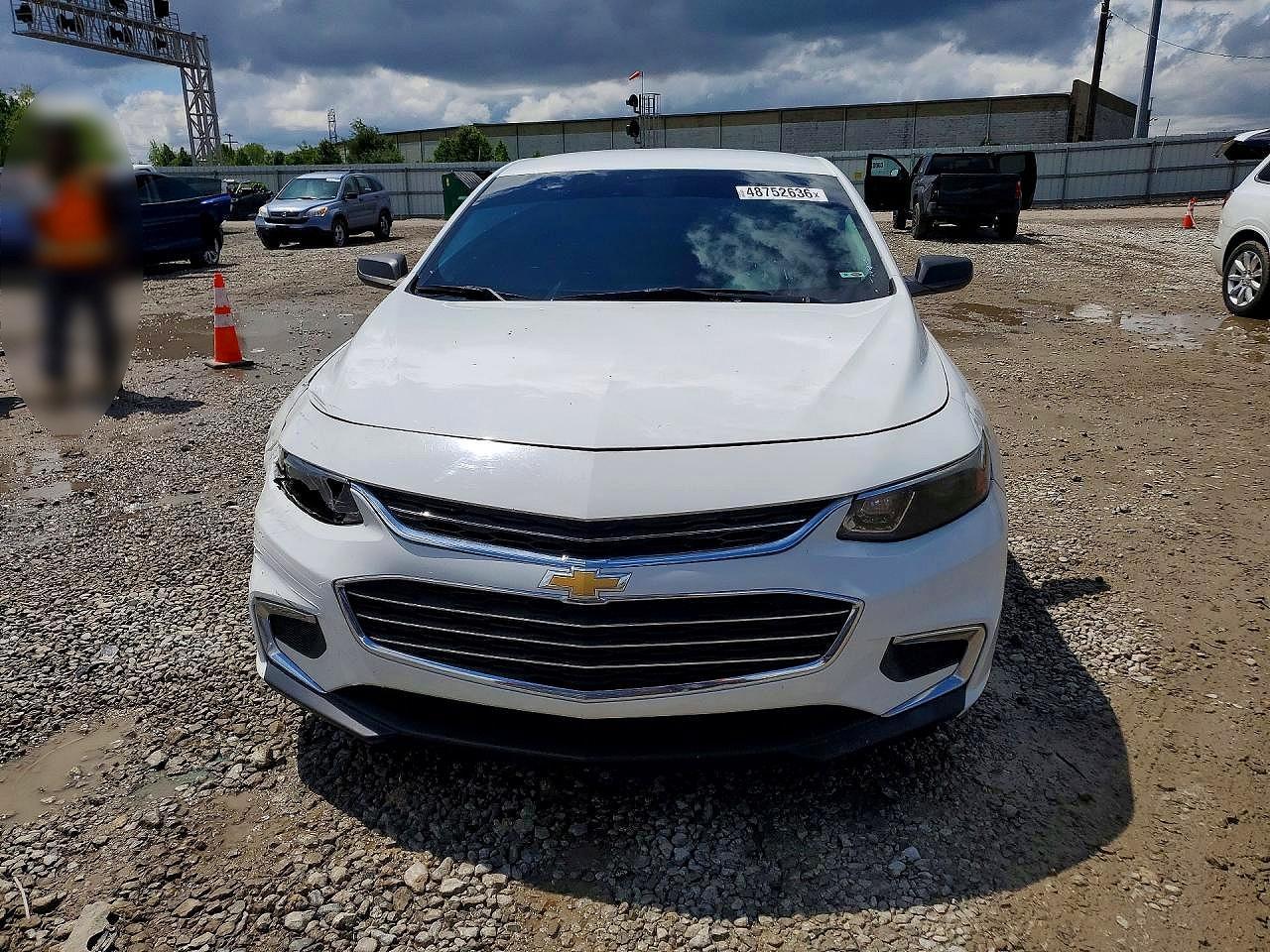 2017 Chevrolet Malibu Ls - Image 5