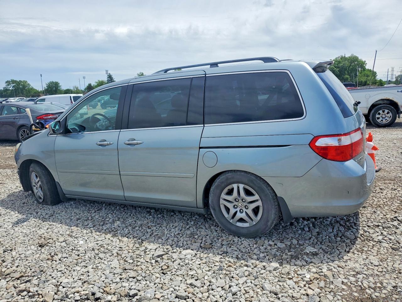 2006 Honda Oddessey - Image 2