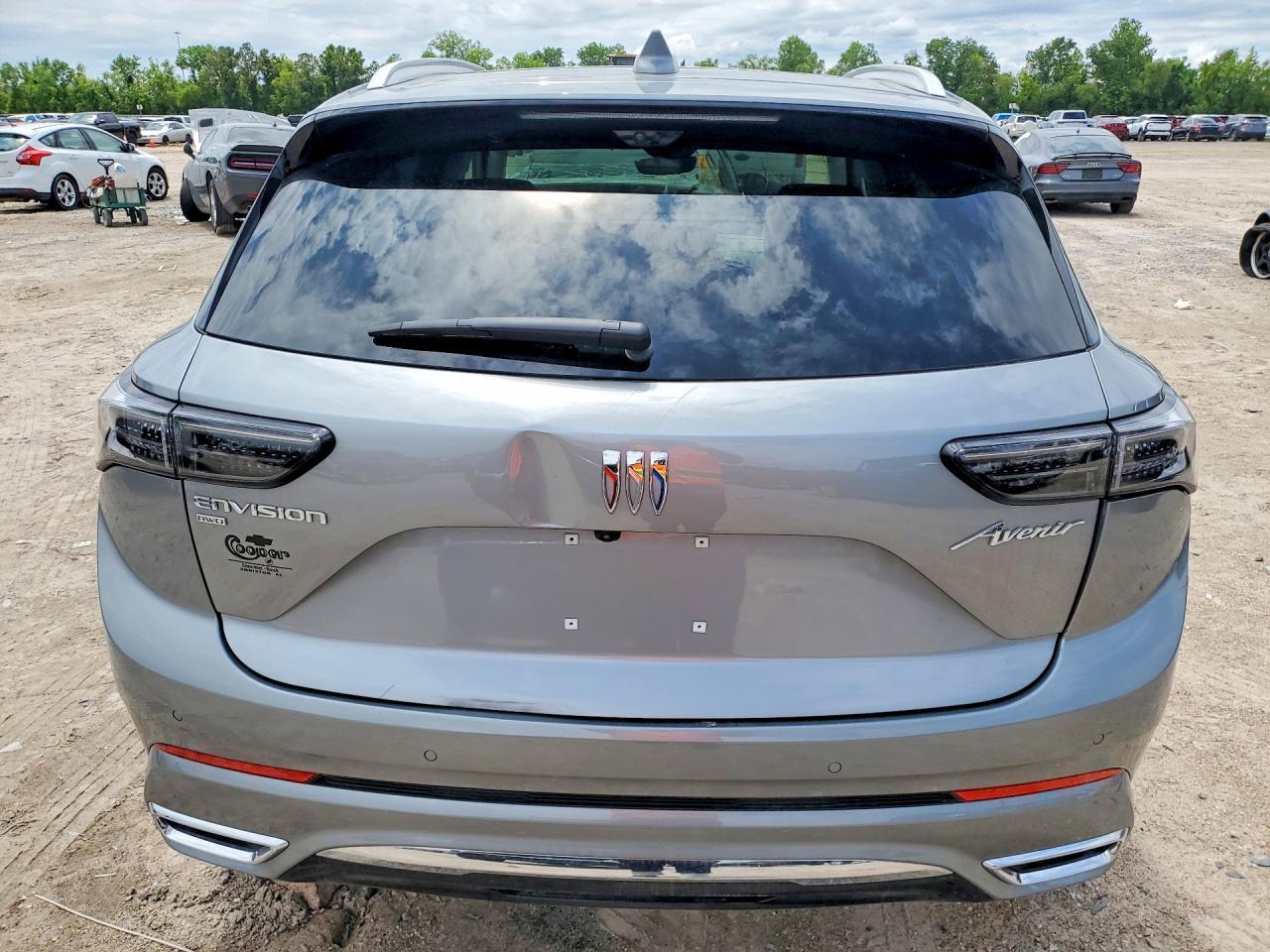 2025 Buick Envision Avenir - Фото 6