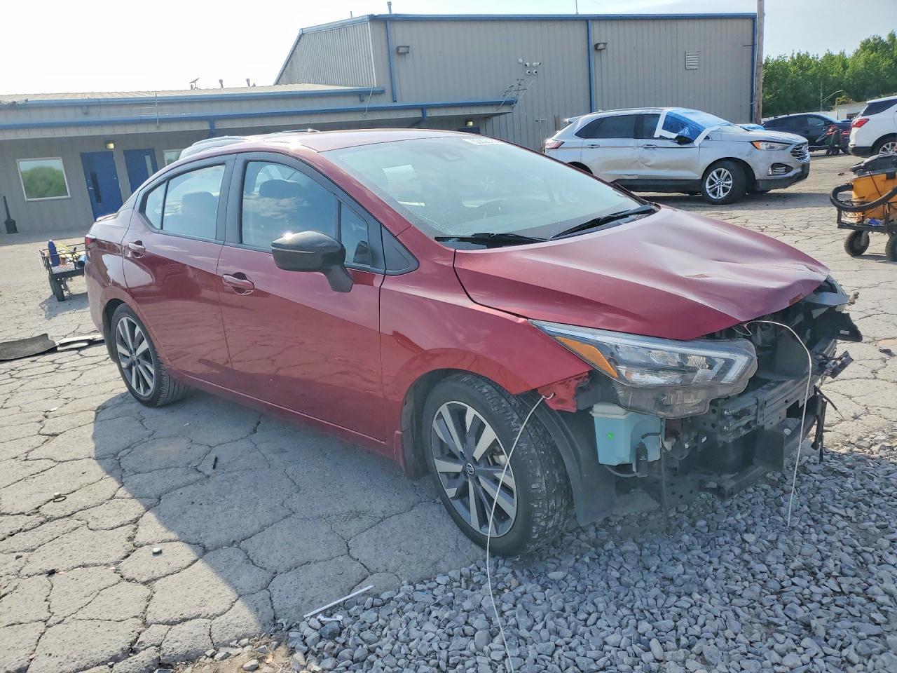 2020 Nissan Versa Sr - Фото 4