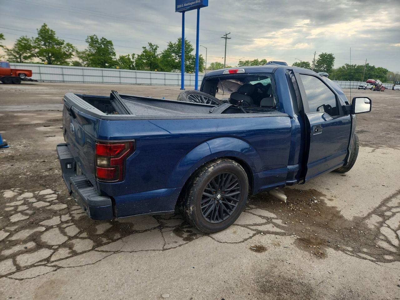 2018 Ford F150 - Фото 3