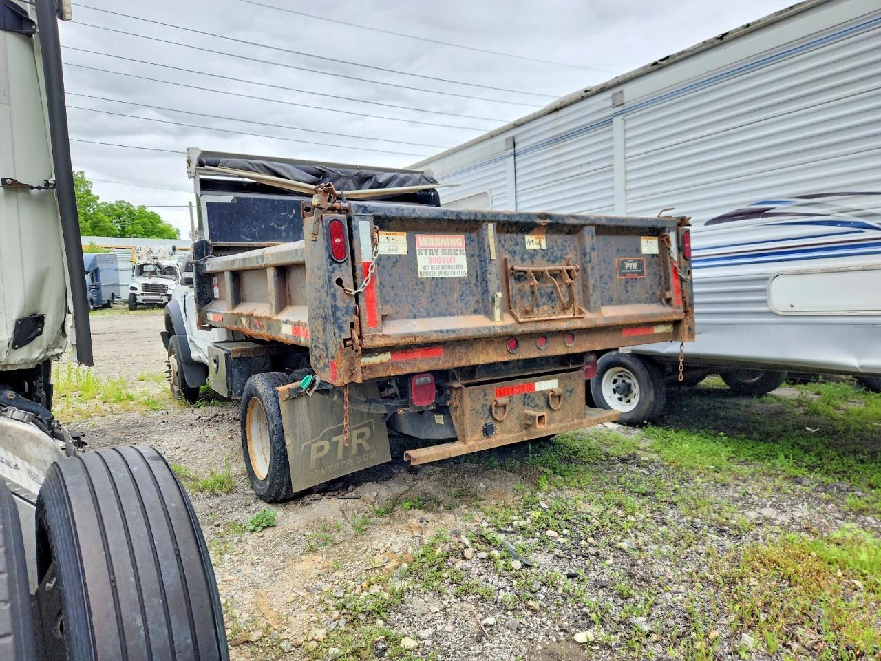 2019 Ford F550 Dump Truck - Фото 3
