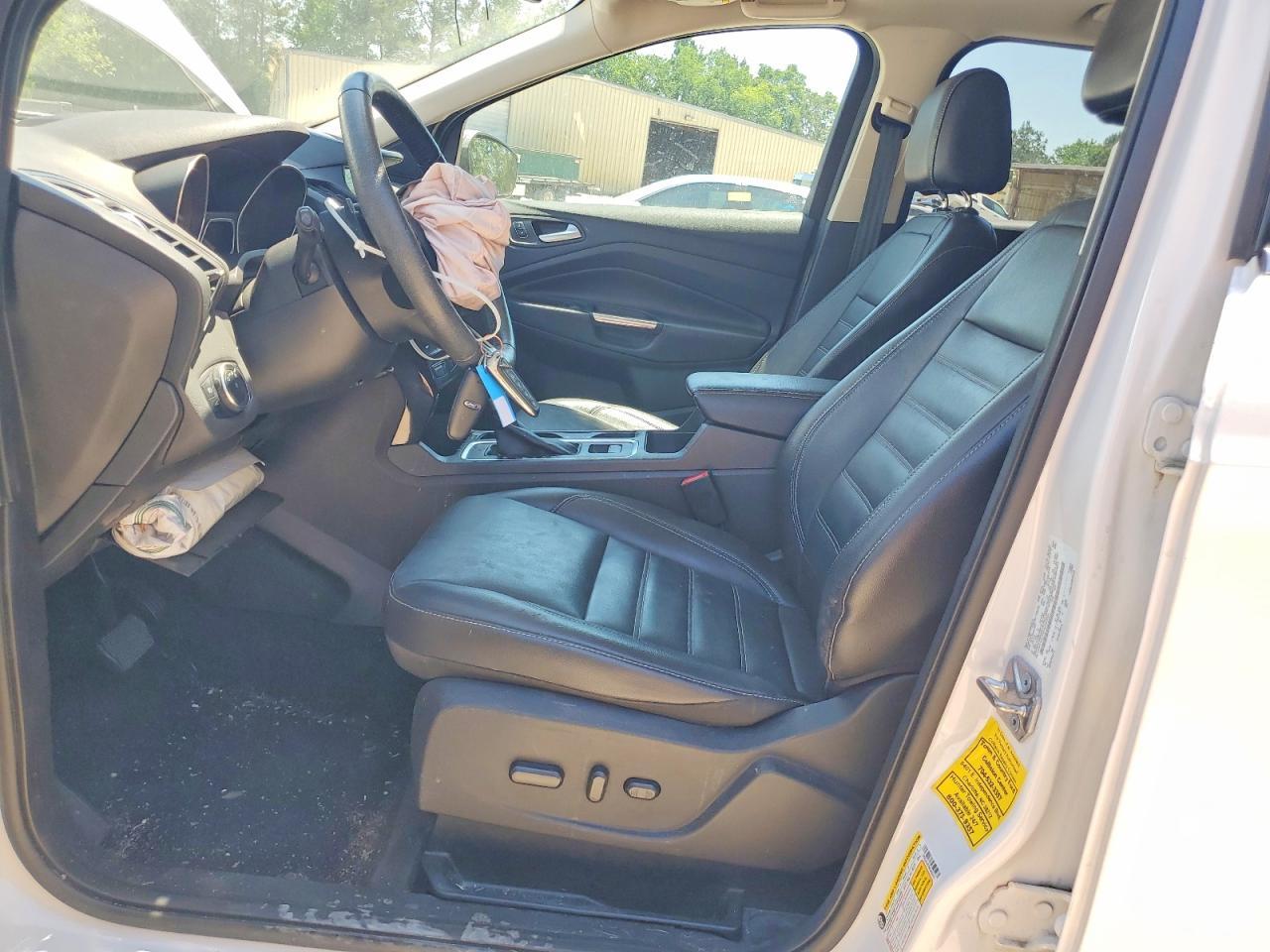 2017 Ford Escape Titanium - Image 7